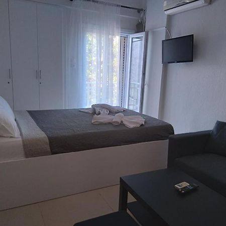 Little Beauty - Happyhostgr - In Platamonas Apartment Exterior photo